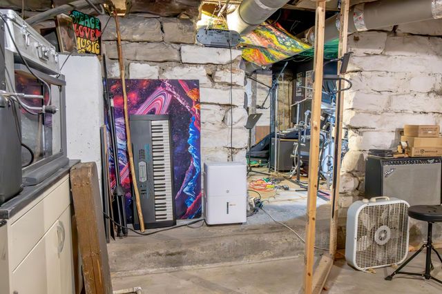 99 Hoover Street, Newark, OH 43055