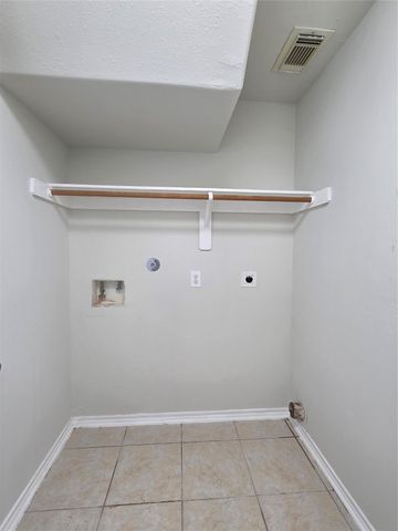 6915 Great Oaks Shadow Drive, Houston, TX 77083