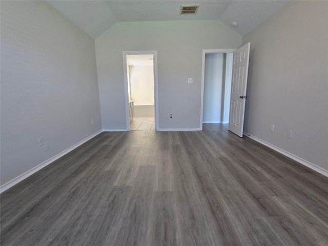 6915 Great Oaks Shadow Drive, Houston, TX 77083