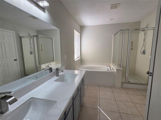 6915 Great Oaks Shadow Drive, Houston, TX 77083