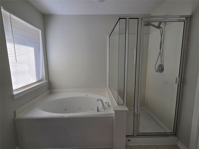 6915 Great Oaks Shadow Drive, Houston, TX 77083