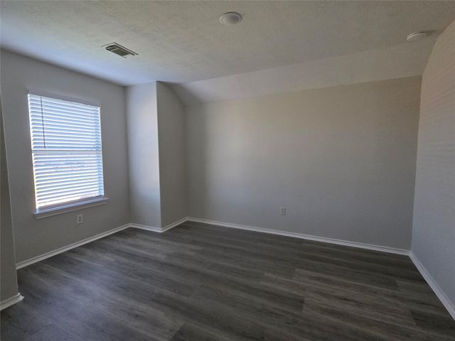 6915 Great Oaks Shadow Drive, Houston, TX 77083