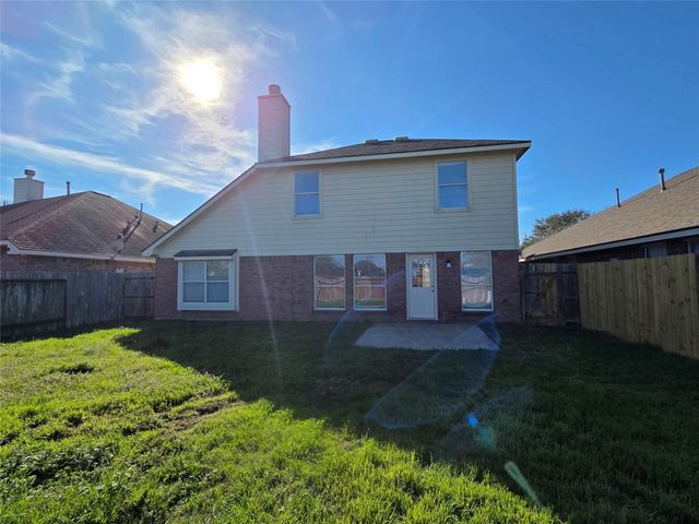 6915 Great Oaks Shadow Drive, Houston, TX 77083