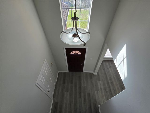 6915 Great Oaks Shadow Drive, Houston, TX 77083