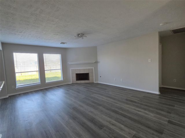 6915 Great Oaks Shadow Drive, Houston, TX 77083