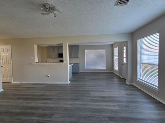 6915 Great Oaks Shadow Drive, Houston, TX 77083