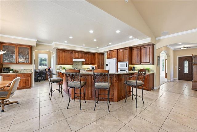 13700 Blackwood Way, Auburn, CA 95602
