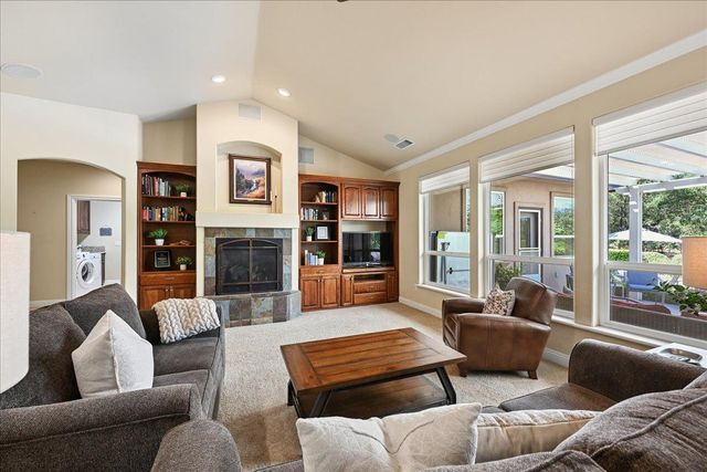 13700 Blackwood Way, Auburn, CA 95602