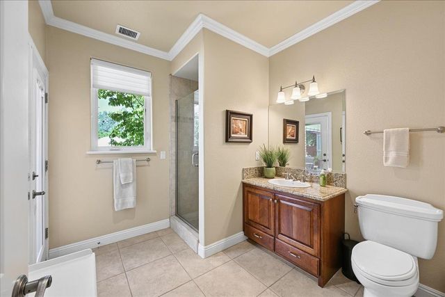 13700 Blackwood Way, Auburn, CA 95602
