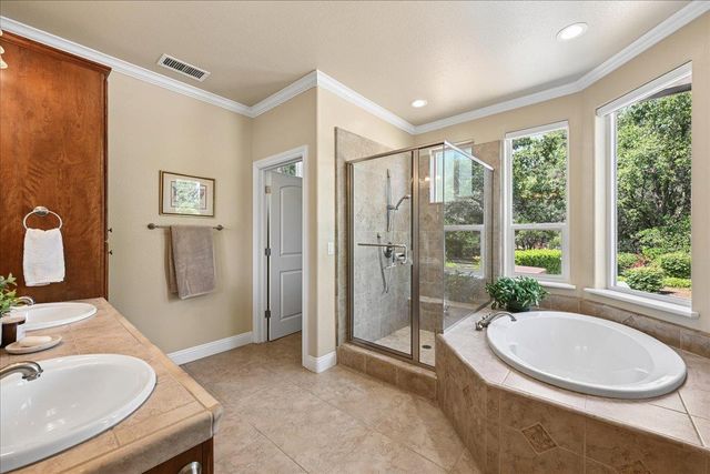 13700 Blackwood Way, Auburn, CA 95602