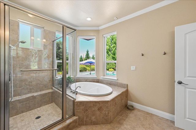 13700 Blackwood Way, Auburn, CA 95602