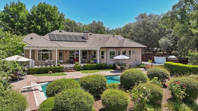 13700 Blackwood Way, Auburn, CA 95602