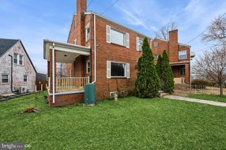 2428 S DAKOTA AVE NE, Washington, DC 20018