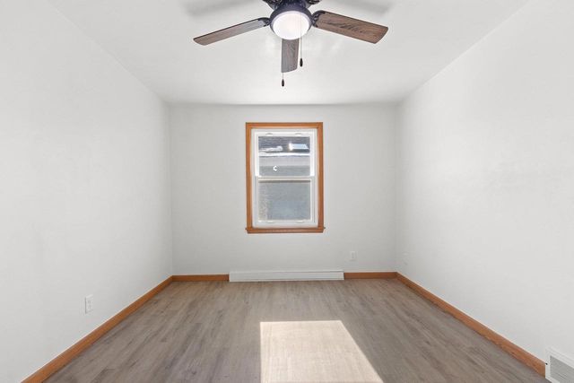 1235 W FRANCES STREET, Appleton, WI 54914