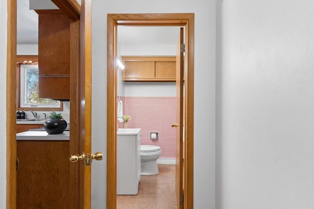 1235 W FRANCES STREET, Appleton, WI 54914