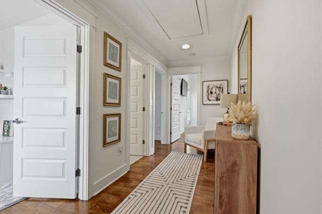 906B Delmas Ave, Nashville, TN 37216