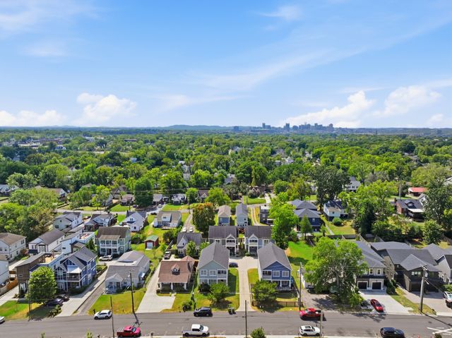 906B Delmas Ave, Nashville, TN 37216