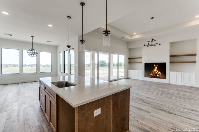 108 Abrego Trail, Floresville, TX 78114