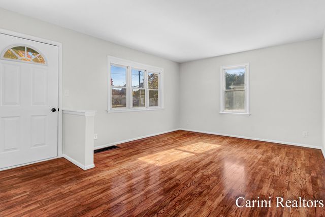 3383 Flamingo Avenue SW, Wyoming, MI 49509