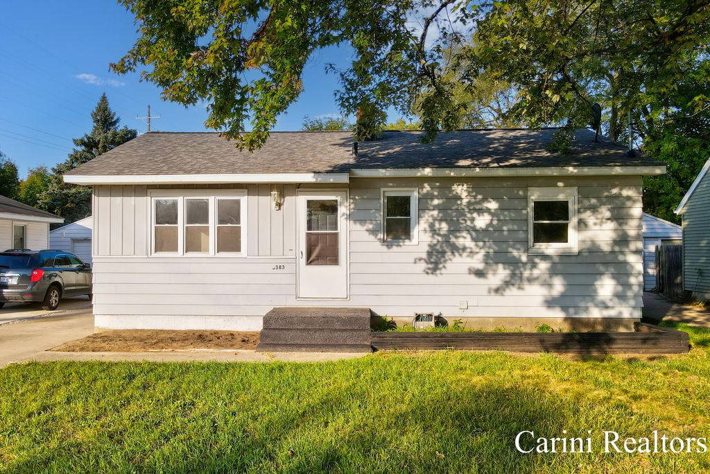 3383 Flamingo Avenue SW, Wyoming, MI 49509