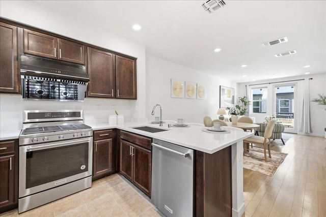 1463 Lavender Loop, Milpitas, CA 95035