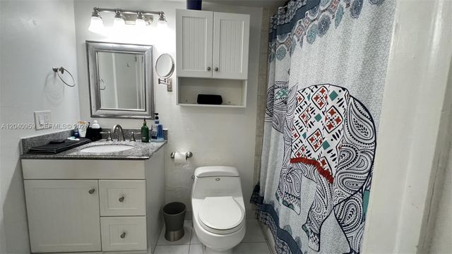 13120 SW 92nd Avenue B209, Miami, FL 33176