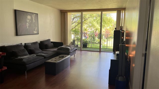 13120 SW 92nd Avenue B209, Miami, FL 33176