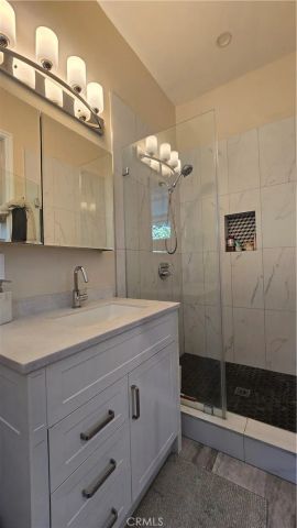 1018 La Presa Drive, Pasadena, CA 91107