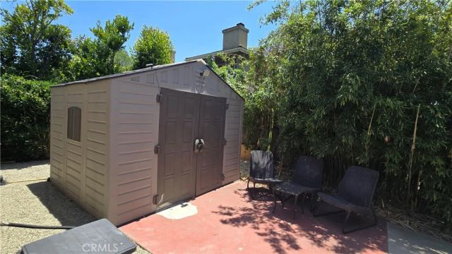 1018 La Presa Drive, Pasadena, CA 91107