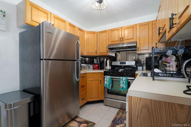 205 Ramapo Road H, Garnerville, NY 10923