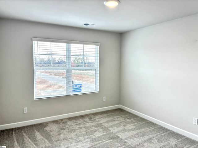 1430 Johnstone Drive, Reidville, SC 29375