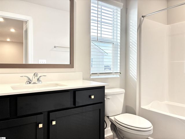 1430 Johnstone Drive, Reidville, SC 29375