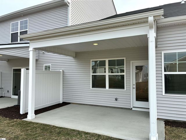 1430 Johnstone Drive, Reidville, SC 29375