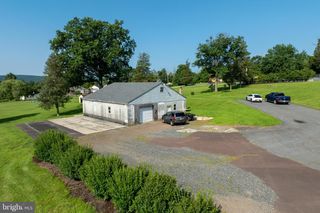 131 SQUIRREL HOLLOW RD, Douglassville, PA 19518