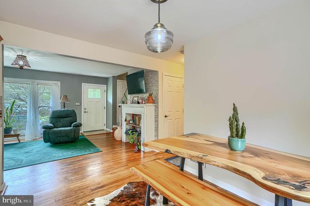9807 HILLTOP DR, Baltimore, MD 21234
