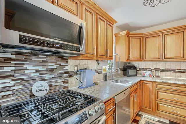 9807 HILLTOP DR, Baltimore, MD 21234