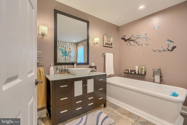 9807 HILLTOP DR, Baltimore, MD 21234