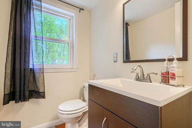 9807 HILLTOP DR, Baltimore, MD 21234
