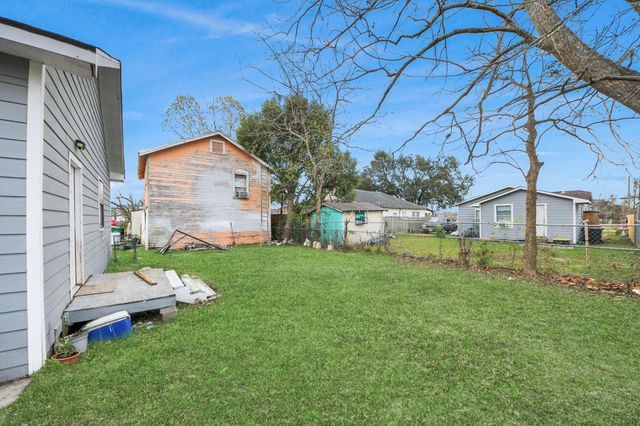 15 High Street, Baytown, TX 77520