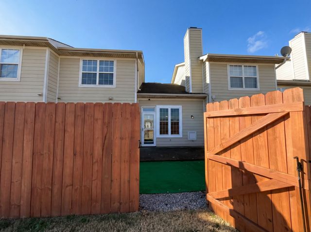 433 Heath Pl, Smyrna, TN 37167