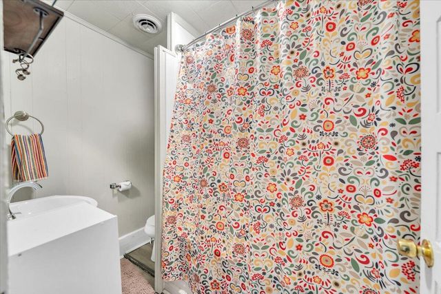 644 Montrose AVE, Roanoke, VA 24013