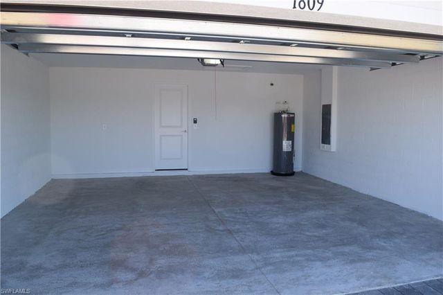 1809 NW 6th AVE, Cape Coral, FL 33993