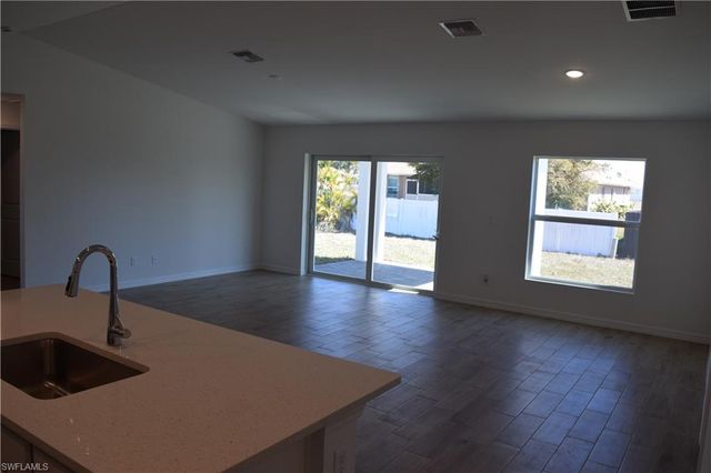 1809 NW 6th AVE, Cape Coral, FL 33993