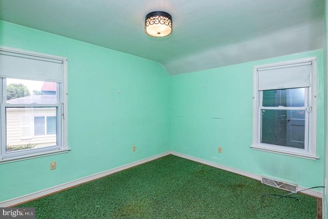 327 NEWPORT AVE, Reading, PA 19611
