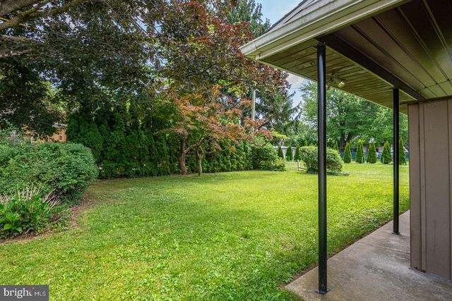 327 NEWPORT AVE, Reading, PA 19611