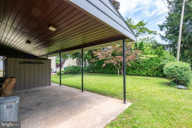 327 NEWPORT AVE, Reading, PA 19611