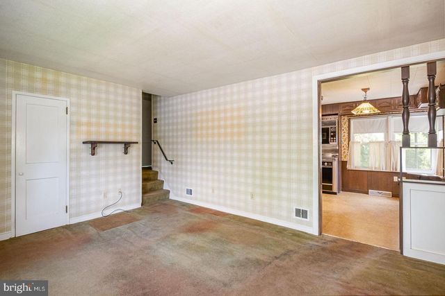 327 NEWPORT AVE, Reading, PA 19611