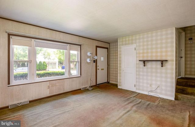 327 NEWPORT AVE, Reading, PA 19611