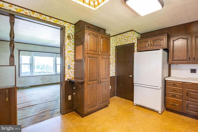 327 NEWPORT AVE, Reading, PA 19611
