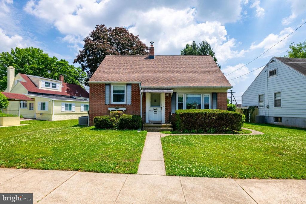 327 NEWPORT AVE, Reading, PA 19611